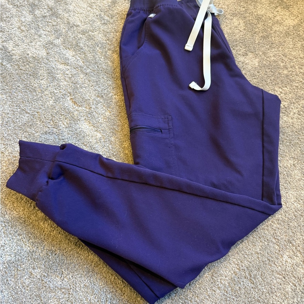Figs Deep Purple Women's Jogger
